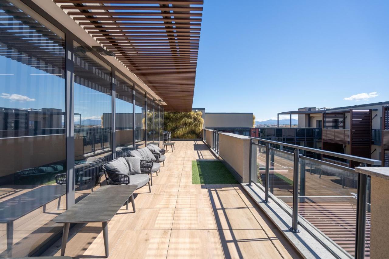 Aurealiving - Trastevere Suite With Rooftop & Gym, Your Place In ローマ エクステリア 写真